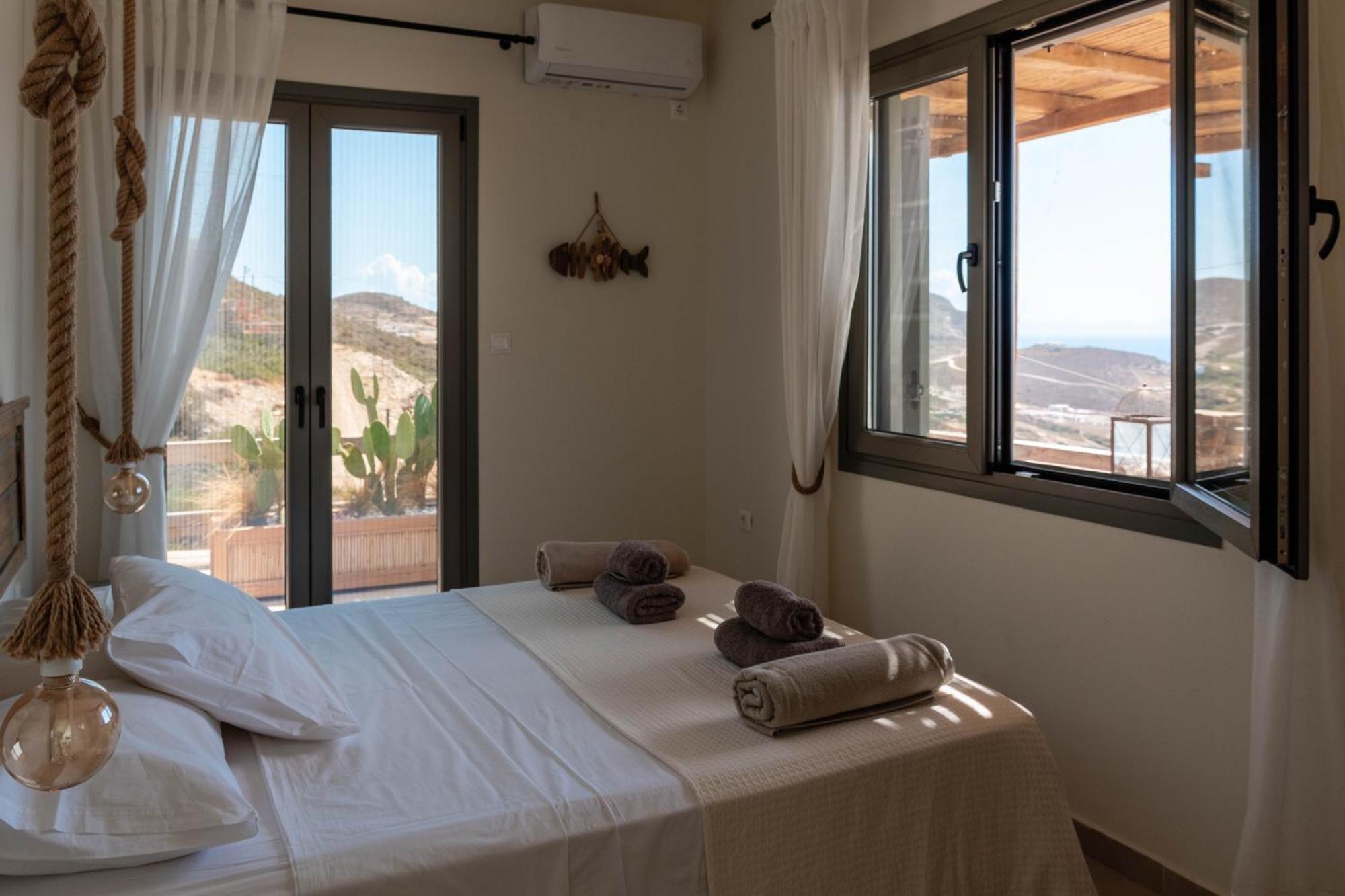 Deja Blue Villa 1 Agios Georgios  外观 照片