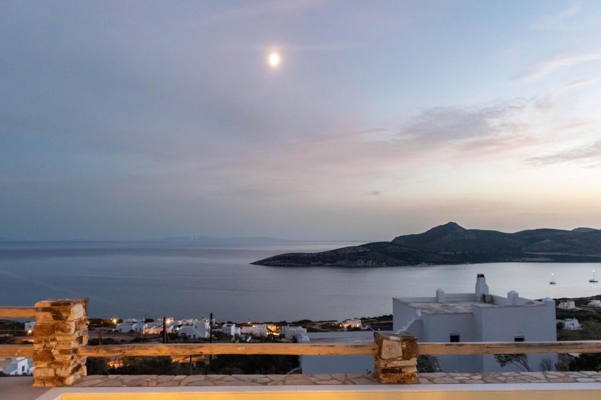 Deja Blue Villa 1 Agios Georgios  外观 照片